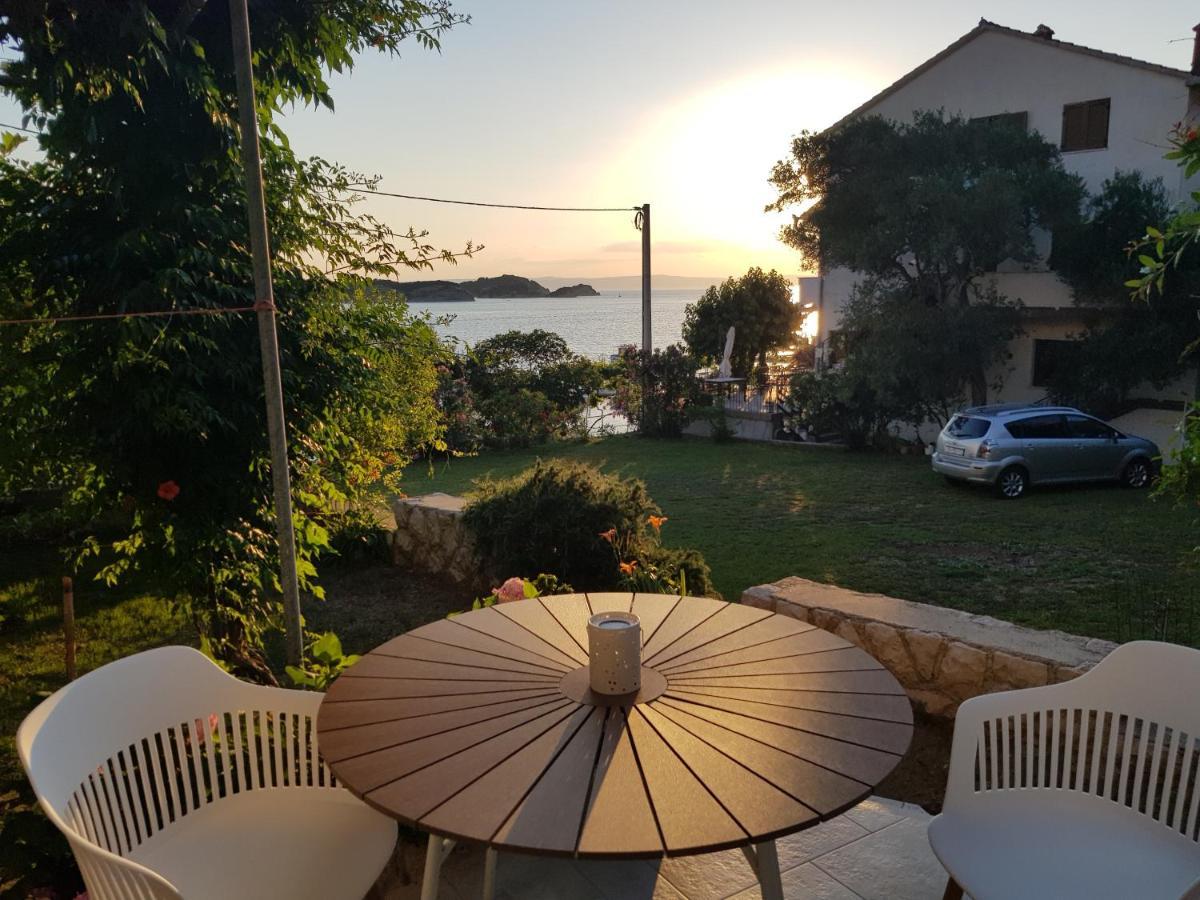 Apartmán House Niva Supetarska Draga Exteriér fotografie